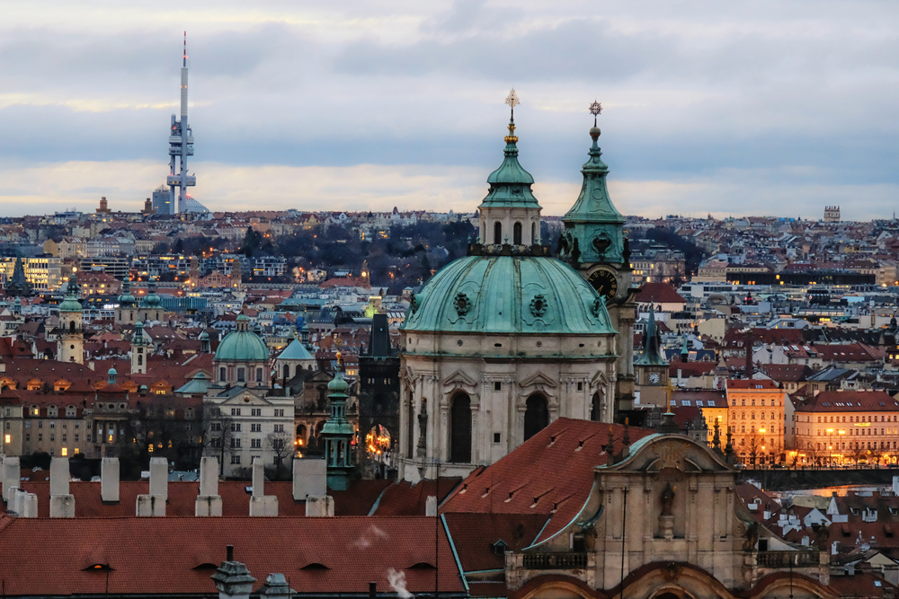 Praga oltre le cartoline: vicoli, leggende e il peso del tempo 1 praga repubblica ceca